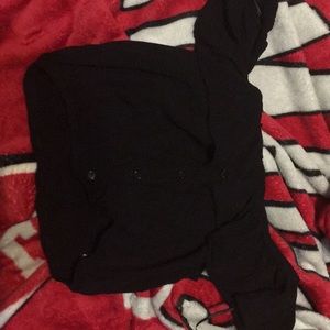 I’m selling black off the shoulders crop top